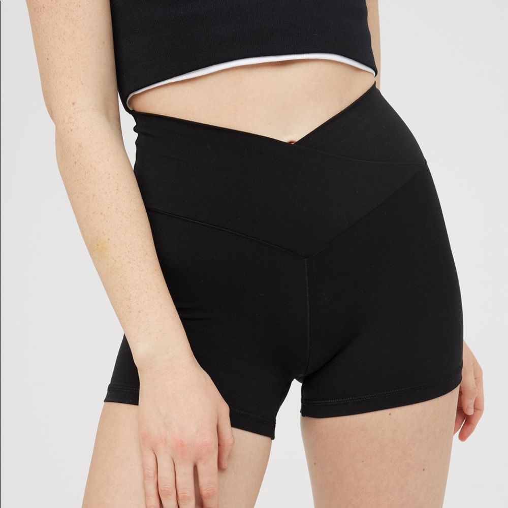 OffLine Real Me High Waisted Crossover 3” Shortie